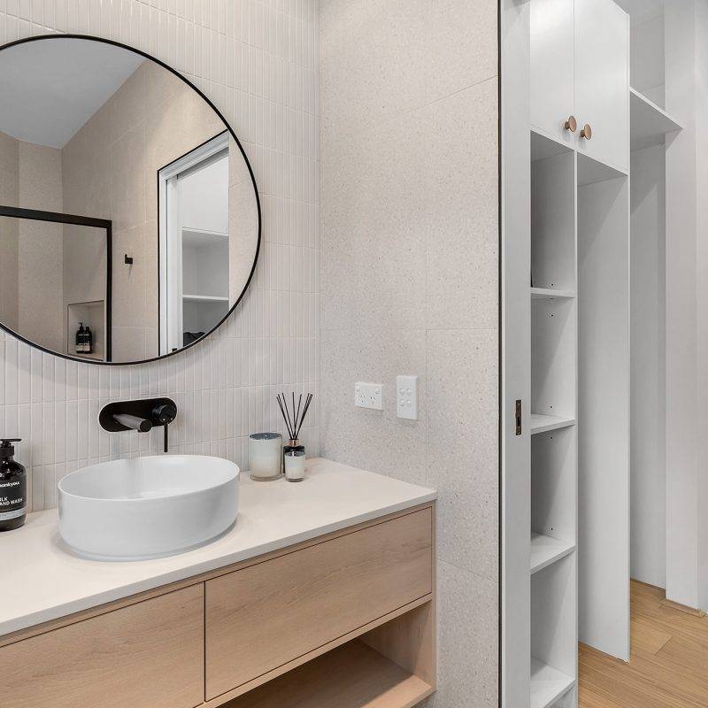 Modern Bathroom with Large Vanity